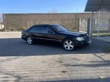 Mercedes-Benz S 320 1999 года за 3 200 000 тг. в Шымкент – фото 4