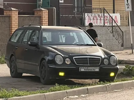 Mercedes-Benz E 320 2001 года за 4 500 000 тг. в Актобе – фото 5