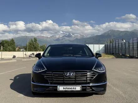 Hyundai Sonata 2021 года за 12 800 000 тг. в Алматы – фото 3