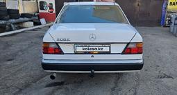 Mercedes-Benz E 200 1991 года за 2 500 000 тг. в Астана – фото 5