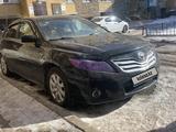 Toyota Camry 2010 годаfor5 000 000 тг. в Астана – фото 2