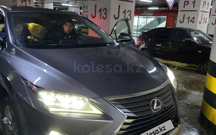 Lexus RX 200t 2017 годаfor19 000 000 тг. в Астана