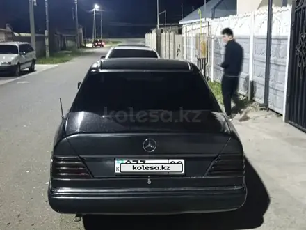 Mercedes-Benz E 230 1991 года за 900 000 тг. в Тараз – фото 6