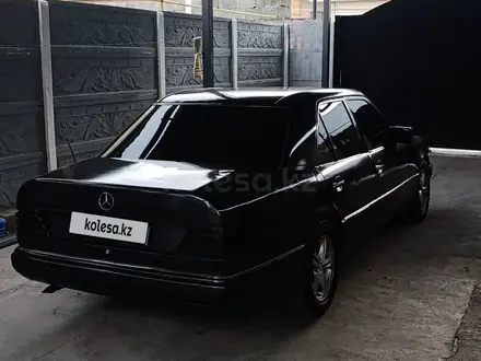 Mercedes-Benz E 230 1991 года за 900 000 тг. в Тараз – фото 9
