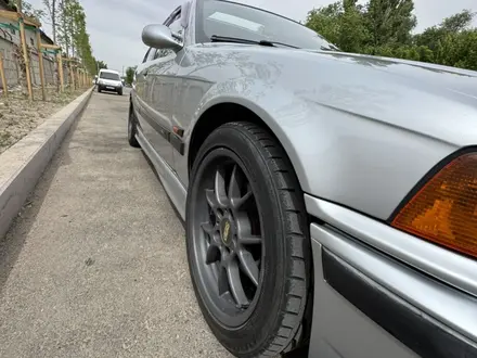 BMW 328 1995 года за 2 800 000 тг. в Алматы – фото 26