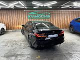 Toyota Camry 2021 годаfor16 999 999 тг. в Астана – фото 4