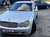 Mercedes-Benz C 200 2002 года за 3 100 000 тг. в Алматы