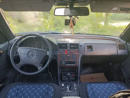 Mercedes-Benz C 220 1995 года за 1 200 000 тг. в Караганда – фото 5
