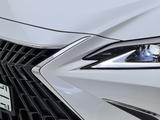 Lexus ES 250 2022 годаүшін26 900 000 тг. в Алматы – фото 2