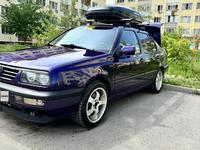 Volkswagen Vento 1994 года за 2 200 000 тг. в Алматы
