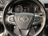 Toyota Camry 2016 года за 10 600 000 тг. в Тараз – фото 3