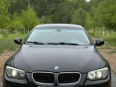 BMW 320 2010 года за 7 500 000 тг. в Петропавловск – фото 2