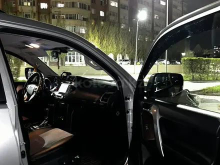Toyota Land Cruiser Prado 2017 года за 26 000 000 тг. в Астана – фото 21