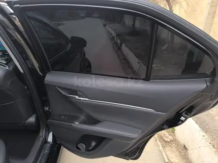 Toyota Camry 2023 года за 16 400 000 тг. в Алматы – фото 18