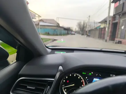 Toyota Camry 2023 года за 16 400 000 тг. в Алматы – фото 25