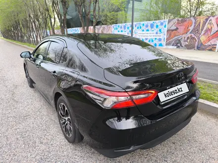 Toyota Camry 2023 года за 16 400 000 тг. в Алматы – фото 8