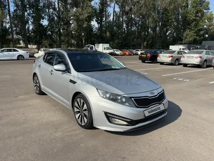 Kia K5 2011 года за 5 475 800 тг. в Алматы – фото 3
