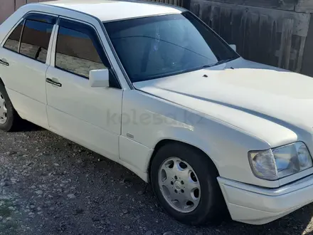 Mercedes-Benz E 230 1992 года за 1 900 000 тг. в Карабулак (Ескельдинский р-н) – фото 3