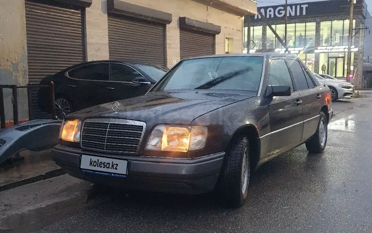 Mercedes-Benz E 230 1992 года за 2 100 000 тг. в Шымкент