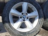 Диски на БМВ Х5 R 18, с зимними шинами шипованные 255/55/18 за 220 000 тг. в Шымкент – фото 4