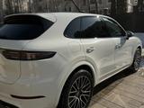 Porsche Cayenne 2018 года за 27 500 000 тг. в Алматы – фото 4