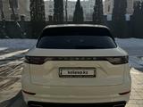 Porsche Cayenne 2018 года за 29 000 000 тг. в Алматы – фото 3