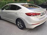 Hyundai Elantra 2017 годаүшін7 900 000 тг. в Актау – фото 3