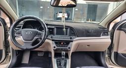 Hyundai Elantra 2017 годаfor8 100 000 тг. в Актау – фото 4