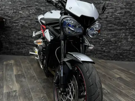 Triumph  STREET TRIPLR 675 R BATYR MOTO 2018 года за 5 300 000 тг. в Алматы – фото 18