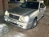 Mercedes-Benz E 320 1999 годаүшін3 500 000 тг. в Астана