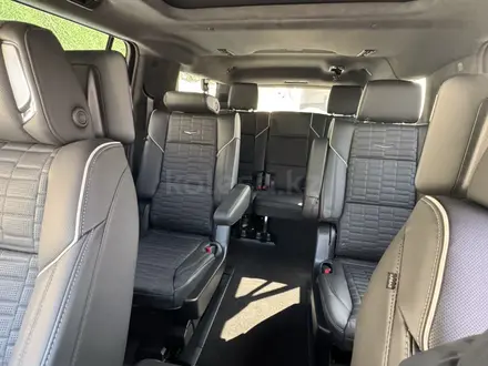 Cadillac Escalade 2025 года за 90 000 000 тг. в Алматы – фото 19