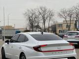 Hyundai Sonata 2021 года за 12 600 000 тг. в Шымкент – фото 2