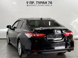 Toyota Camry 2020 года за 12 500 000 тг. в Астана – фото 2