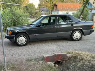 Mercedes-Benz 190