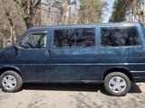 Volkswagen Caravelle 1994 года за 4 700 000 тг. в Алматы – фото 2