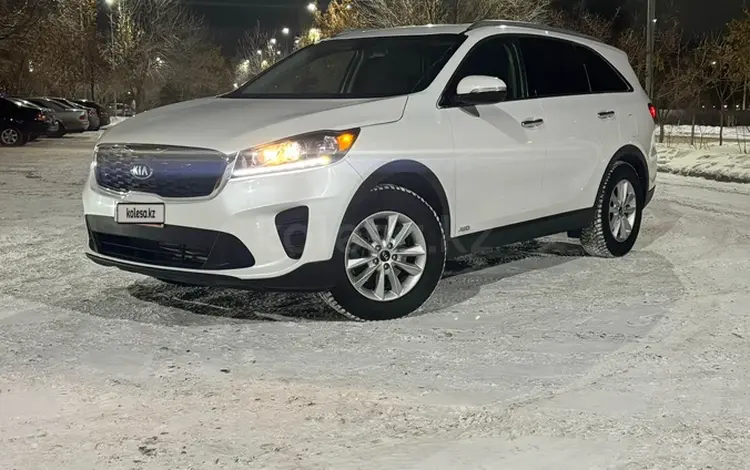 Kia Sorento 2018 годаүшін9 000 000 тг. в Актобе