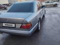 Mercedes-Benz E 320 1993 года за 3 000 000 тг. в Шымкент – фото 7