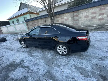 Toyota Camry 2011 года за 7 500 000 тг. в Шымкент – фото 5