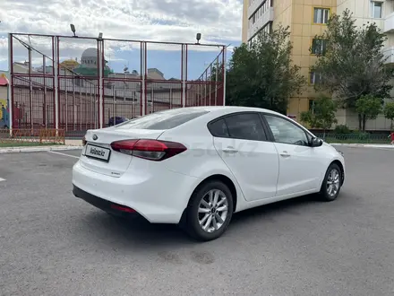 Kia Cerato 2018 года за 7 300 000 тг. в Астана – фото 2