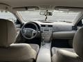 Toyota Camry 2011 года за 4 500 000 тг. в Уральск – фото 12