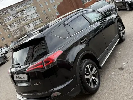 Toyota RAV4 2018 года за 9 900 000 тг. в Астана – фото 10