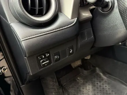 Toyota RAV4 2018 года за 9 900 000 тг. в Астана – фото 14