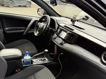 Toyota RAV4 2018 года за 9 900 000 тг. в Астана – фото 21