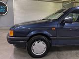 Volkswagen Passat 1990 года за 1 600 000 тг. в Алматы – фото 4