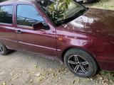 Volkswagen Golf 1994 года за 900 000 тг. в Астана