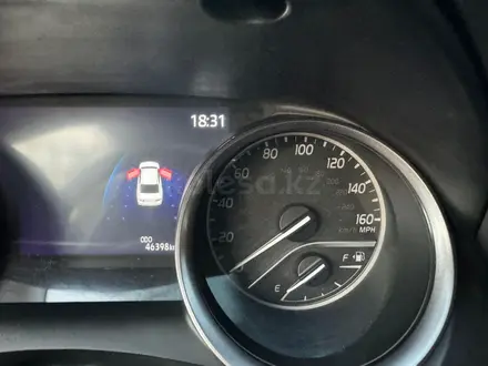 Toyota Camry 2021 года за 10 500 000 тг. в Актобе – фото 7