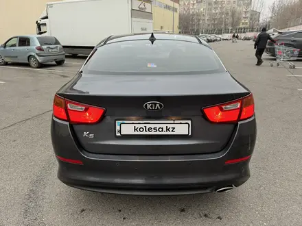 Kia K5 2014 года за 8 000 000 тг. в Алматы – фото 5