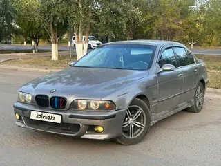 BMW 523