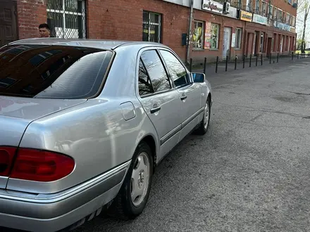 Mercedes-Benz E 230 1997 года за 1 500 000 тг. в Астана – фото 6