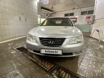 Hyundai Sonata 2009 года за 3 750 000 тг. в Темиртау – фото 2